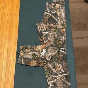 Real tree Camo cargo pants 32 waist